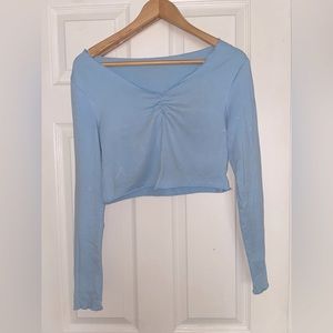 Long sleeve crop top